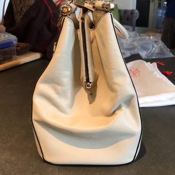 Coach Purse - Picture 5 of 8